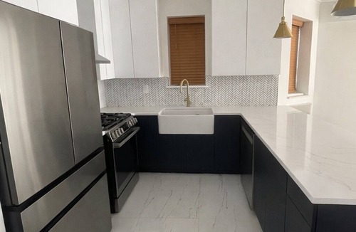 Longwood House | Bright and Spacious 3BR Duplex in Classic Bronx Brownstone, Great for Families