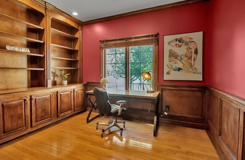 Amherst House | Buffalo Lakeside 4BR|Niagara·Fenced Yard·EV·Attached Garage·Finished Bsmt