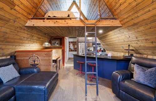 Fort Payne Cabin | Canyon A-Frame Cabin | Fire Pit, Sauna, Hiking