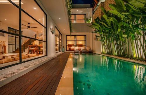 Berawa Villa | Casa Lumi - Luxury Villa Pool 5 minutes to Beach