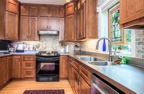Cazenovia House | Cazenovia Lake Waterfront Home with Boat Dock and Power Boat Option