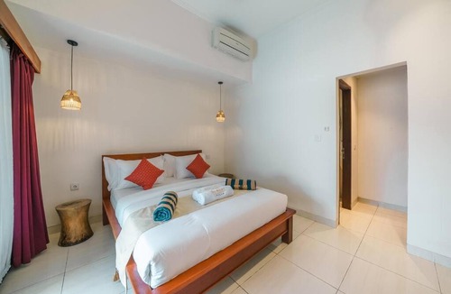 Berawa Villa | Central Canggu: 2 bedroom Villa Getaway