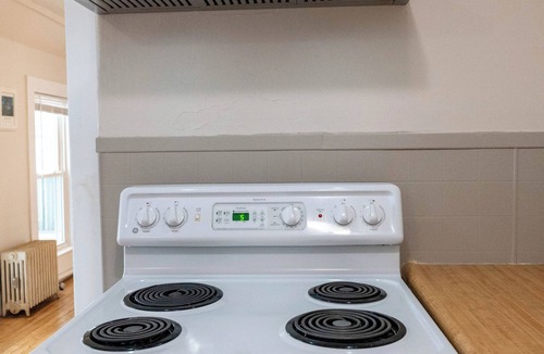Keene Apartment | Central Large 2-bedrooms with office in Keene