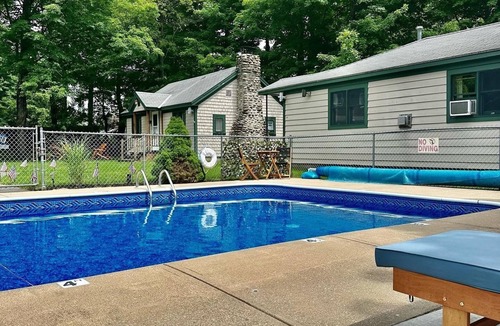 Town of Webb Cottage | Charming 1-Bedroom Cottage with wood-burning fireplace
