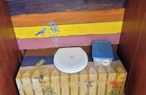 Dorset Cottage | Charming 1-bedroom cottage with WiFi and AC in Amish Country