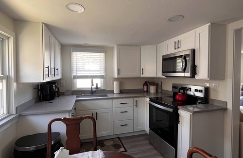 Southgate House | Charming 2-bedroom house in delightful Sarasota town of Pinecraft