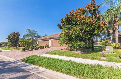 Bradenton Villa | Charming 2-bedroom villa in Bradenton with at Heritage Harbor Country Club
