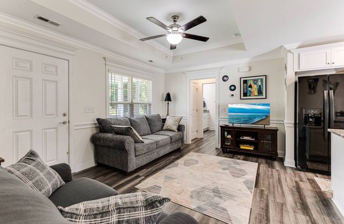 Boiling Spring Lakes House | Charming 2B, 2Bth Home In Boiling Spring Lakes, Mins from Southport and Oak Island