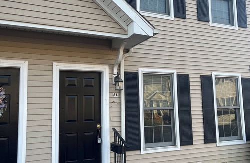 Lancaster Apartment | Charming 3-bedroom apartment in revitalized Village of Lancaster