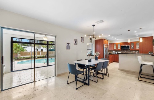 Hollywood Lakes Villa | Charming Coastal Retreat: 3BDR Villa with Private Pool near Hollywood Beach