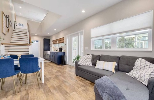 Downtown Dunedin House | Charming Coastal Retreat with Pool | Skye