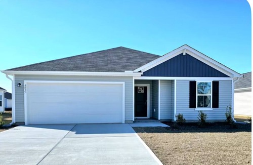 Southport House | Charming new 3-bedroom house in Southport with lake view
