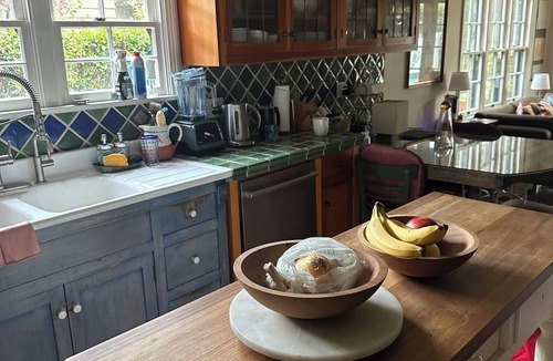 Pasadena House | Charming Spanish 5-bedroom house with pool/jacuzzi in Pasadena near Cal Tech