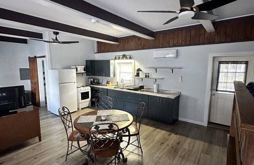 Constantia Apartment | Charming studio with AC on Oneida Lake. Great Fishing, Slip Included.