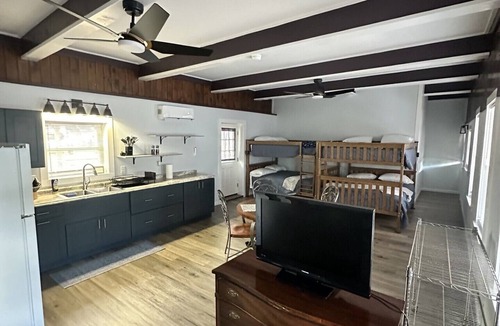 Constantia Apartment | Charming studio with AC on Oneida Lake. Great Fishing, Slip Included.