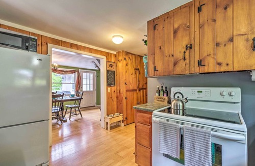 Wilmington Cottage | Charming Wilmington Cabin, 8 Mi. to Mt Snow!