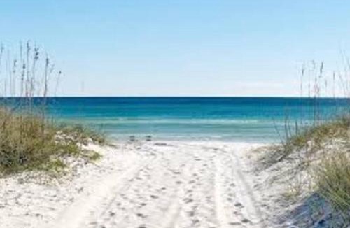 Santa Rosa Beach Villa | Cheeks On The Beach - Quick Walk To The Beach