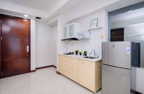 Jakarta Apartment | Chic And Roomy 2Br Space At Apartment Casa Grande Residence
