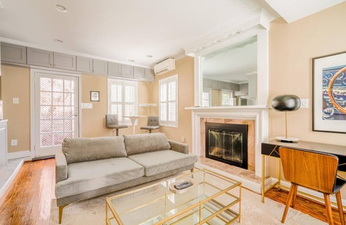 Georgetown House | Chic Georgetown 1BR w/W/D, nr Baseball, Bars & Dining, by Blueground