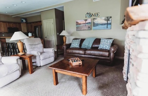 Chief Golf Cottages Villa | Chief Golf Condo 2 bedroom