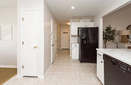 Mount Pleasant House | Clean Coastal Cottage 5min to beach & 20 min to Charleston
