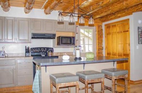 Hamilton House | Colgate Cabin #6