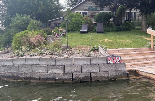 Hamilton House | Colgate Hamilton Lake Moraine 4 BR Waterfront Retreat Sleeps 10