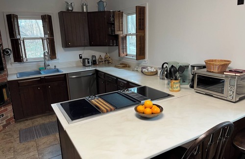 Town of Scriba House | Comfortable 3-bedroom house in a wooded country setting minutes from attractions