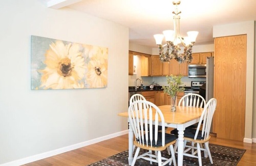 Berrien Springs House | Comfy Escape with Lake Chapin views!