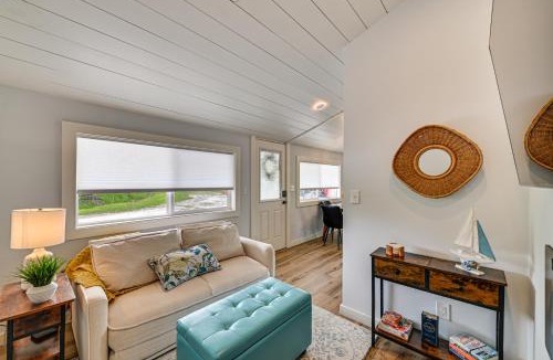 Shoreham House | Couple’s Retreat w/Water Access to Lake Champlain