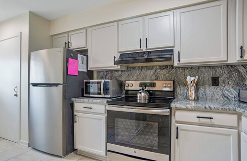 Hilton Head Island House | Courtside 53 - Recently Renovated 2 Story Townhouse in Forest Beach