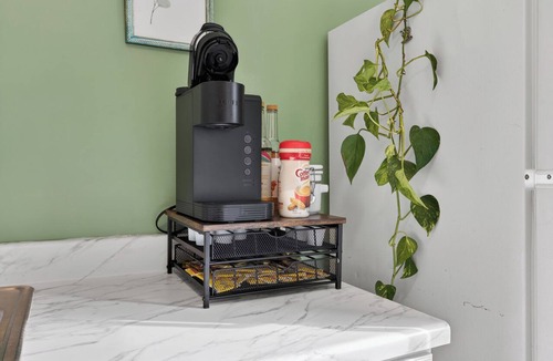 Liverpool Apartment | Cozy 1 bd apt-make you feel like home in the village of Liverpool