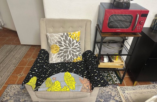 Park Versailles Apartment | Cozy 1-bedroom studio in beautiful Bronx with AC comfort