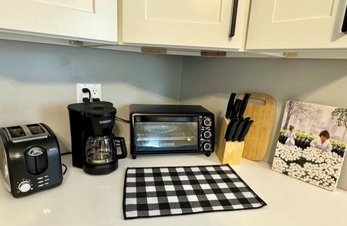 East Rochester Apartment | Cozy 2-bedroom apartment in peaceful East Rochester with WiFi, AC