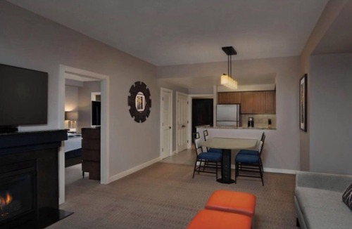 North Park City Villa | Cozy 2-bedroom ski in ski out apartment in charming Park City with AC and gym