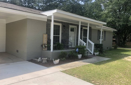 Sumter House | Cozy comfortable home near lakes, parks and downtown Sumter