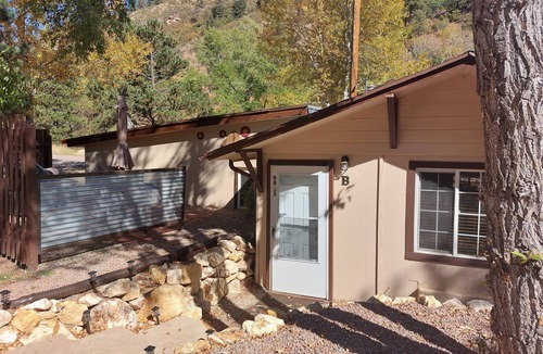 Cascade-Chipita Park House | Cozy, comfortable home tucked into the Colorado Mountains Surrounded by nature