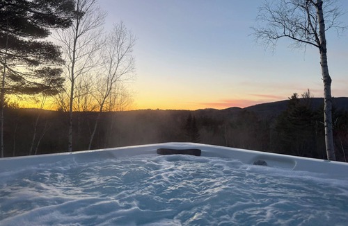 Orange Cabin | Cozy mountain cabin w/Mountain View, hot tub, game room, and adventure for all