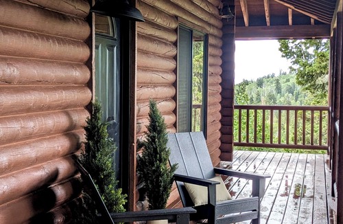 Tollgate Canyon Cabin | Cozy Mountain escape near Park City w/game room, hot tub for the whole family