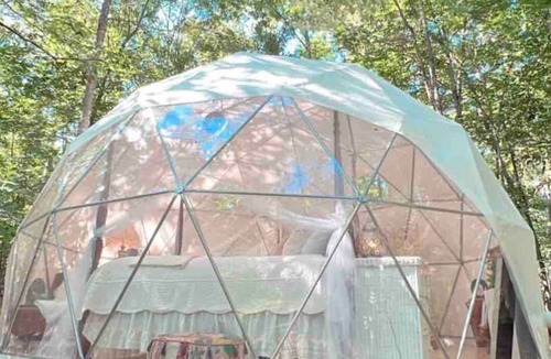 Eatonton RV Rental | Cozy Off-Grid Dome Retreat in the Woods