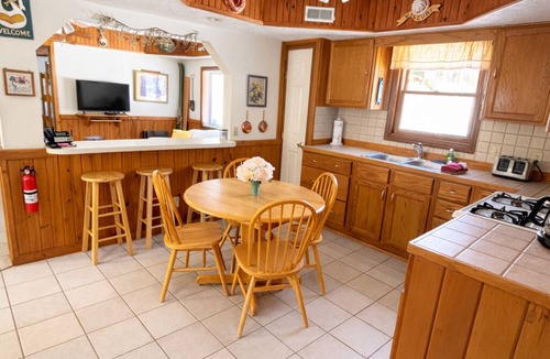 Great Valley Ski Chalet | Cozy & Rustic 3 bdr chalet w/plenty of privacy - your new home away from home!