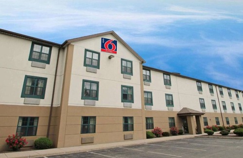 Amherst Apartment | Cozy Studio 6 Buffalo|1 King Bed,Nsmk|Kitchen