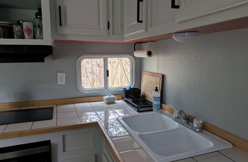 Bristol House | Cozy Tiny Home in charming Bristol VT, close to skiing, hiking, swimming holes