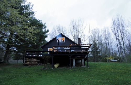 Fleischmanns Ski Chalet | Crows Nest Mtn. Chalet - Hot Tub, Mtn Views, Dog Friendly