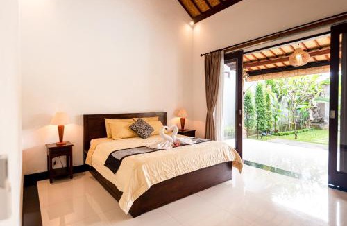 Lodtunduh Villa | De Cahyani Private Villas By Supala