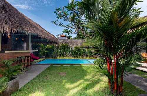 Lodtunduh Villa | De Cahyani Private Villas By Supala