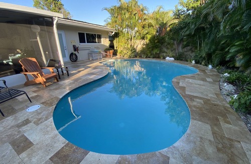 Deerfield Beach House | Deerfield Beach House and Pool https:/my.matterport.com/show/?m=6txjncxb5Lo
