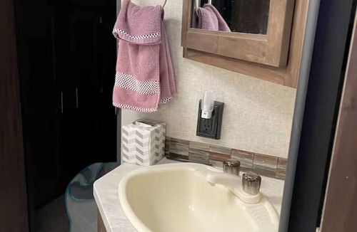 Westford House | Delightful one bedroom RV with indoor fireplace