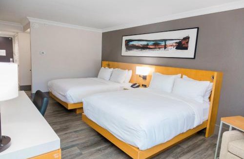 Dentsville Hotel | Delta Hotels by Marriott Columbia Northeast