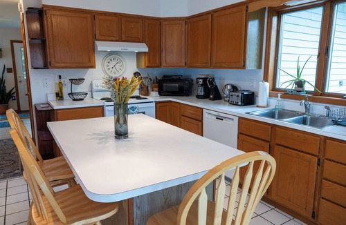 Town of Beekmantown House | Diamond Waters, Vacation on Lake Champlain